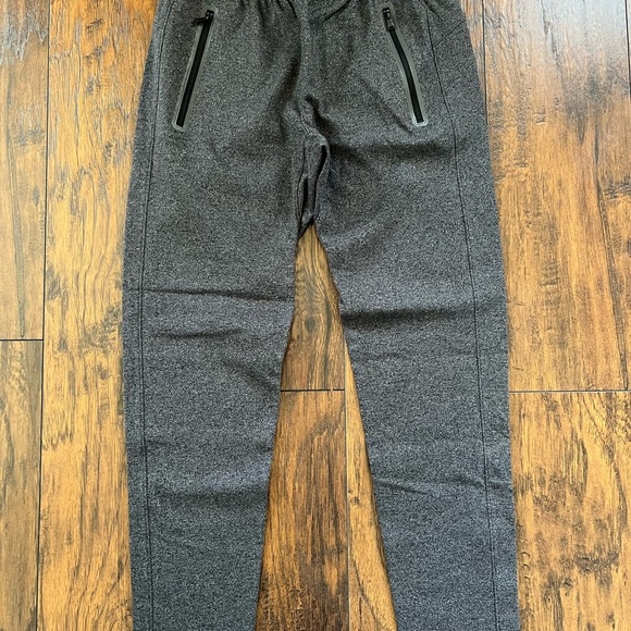 Fleece Tampered Sweatpants for Men/Youth - Size S - Brand New - Picture 2 of 2